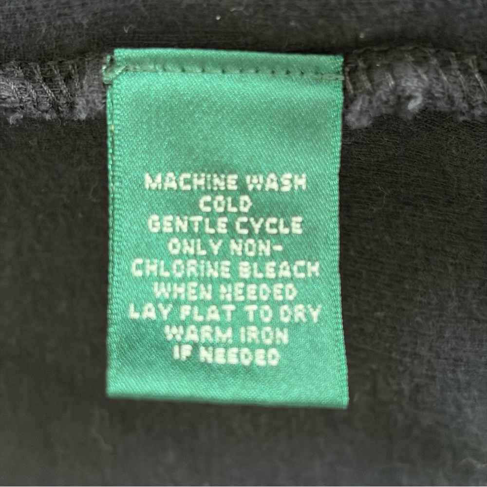 LRL zip-up sweater with flaw - Picture 9 of 10